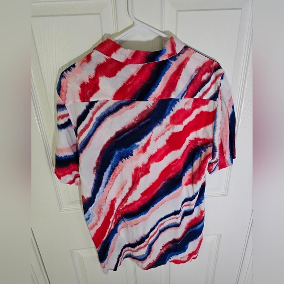 No Boundaries Button Up Red White Blue Mens Collared Shirt Medium - Picture 3 of 10